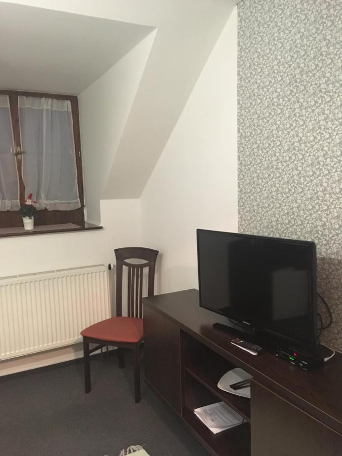 Penzion A Pivnice Varna Velká Bystřice Dış mekan fotoğraf