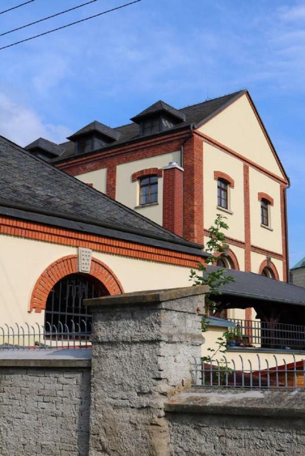 Penzion A Pivnice Varna Velká Bystřice Dış mekan fotoğraf