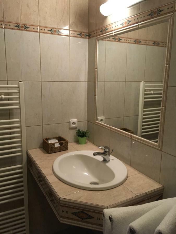 Penzion A Pivnice Varna Velká Bystřice Dış mekan fotoğraf